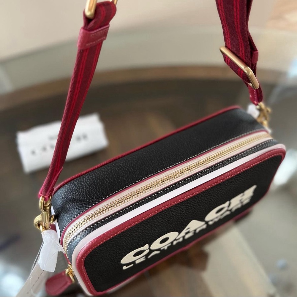 Coach colorblock kia camera bag - Picture 7 of 13